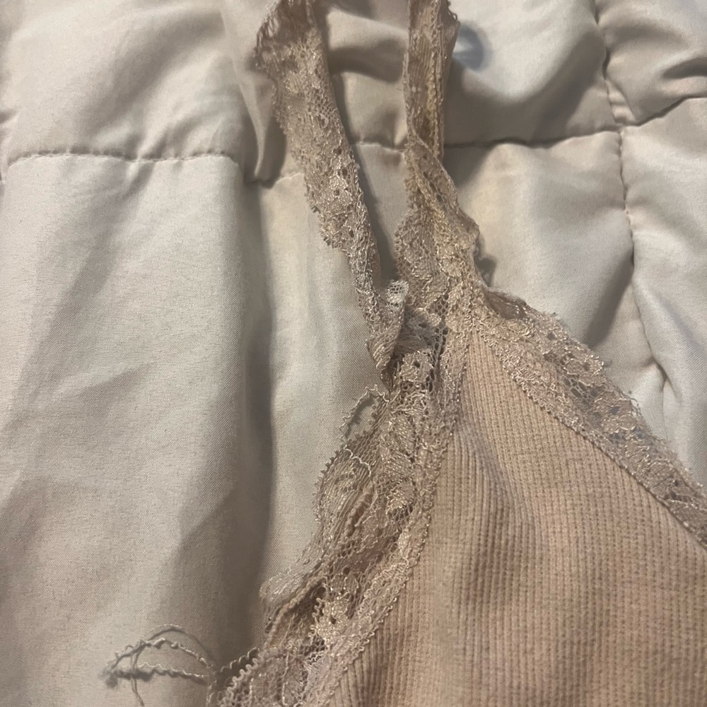 Elegant Lace Trimmed Women's Tank Top